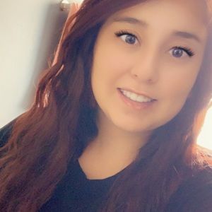 Meet your Posher, Katelyn